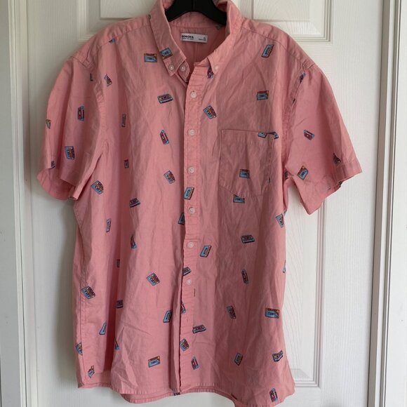 Mens Sonoma Pink Short-Sleeve Button-Down Shirt With Nostalgic Cassette Print XL - Picture 1 of 9